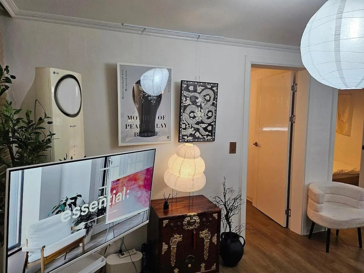 Apartment Chungmuro Station 8Min Seoul